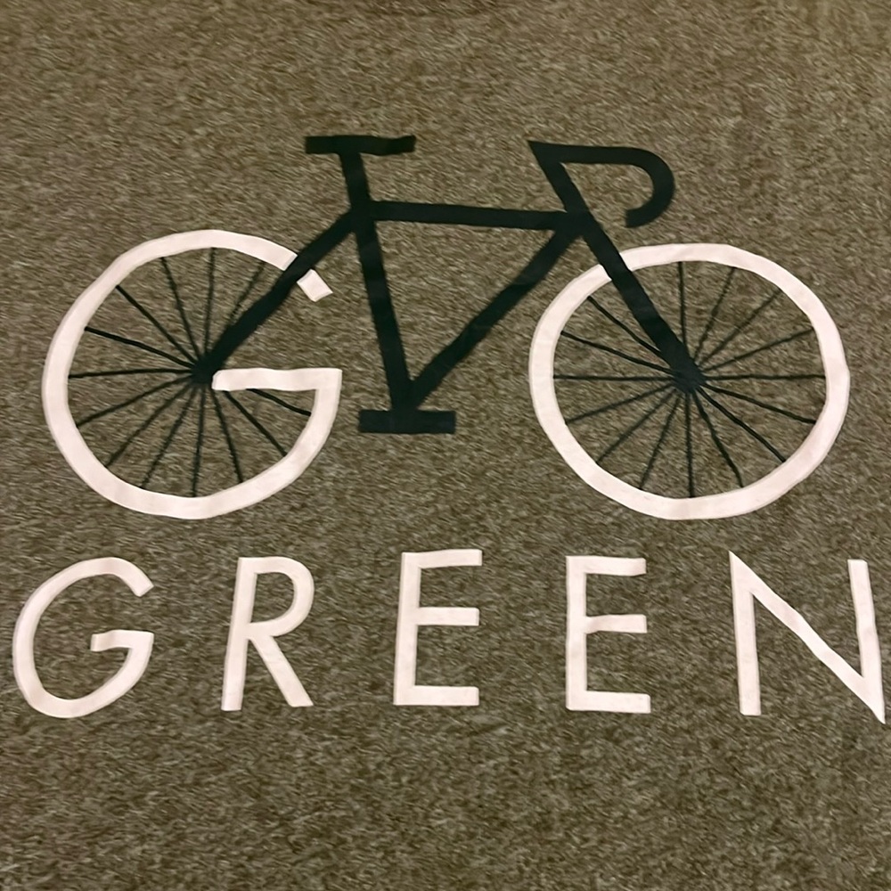 Bike t-shirt NWT medium